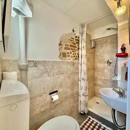 Maison Sarraj
